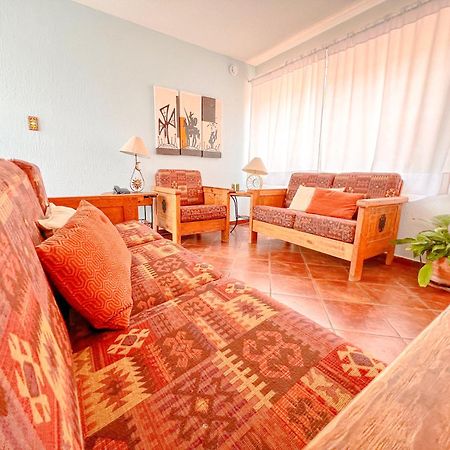 Colorful Family Condo With Terrace And Free Parking グアナファト エクステリア 写真