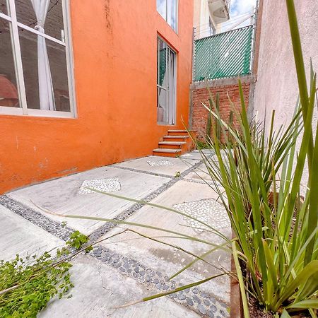 Colorful Family Condo With Terrace And Free Parking グアナファト エクステリア 写真