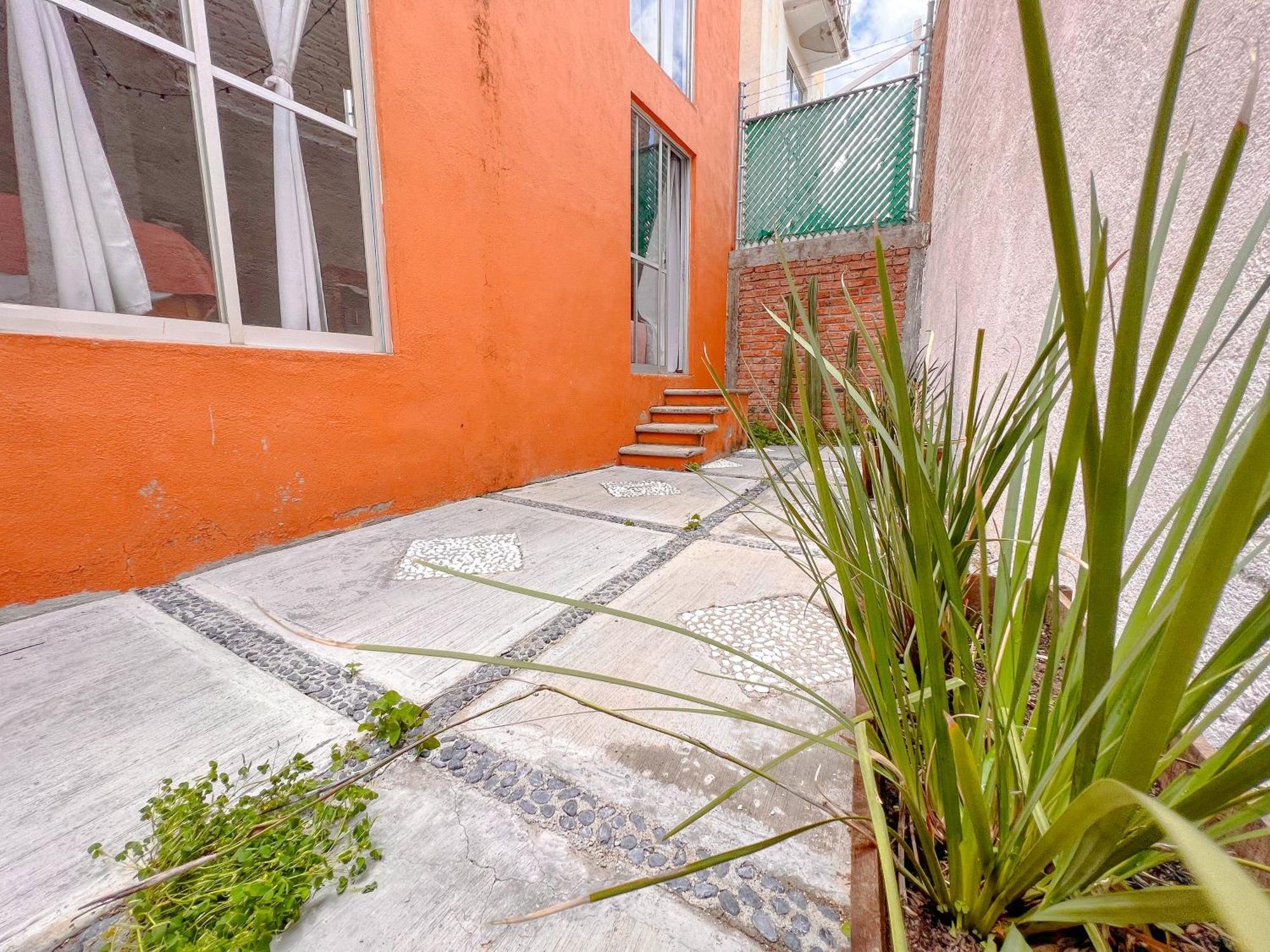 Colorful Family Condo With Terrace And Free Parking グアナファト エクステリア 写真